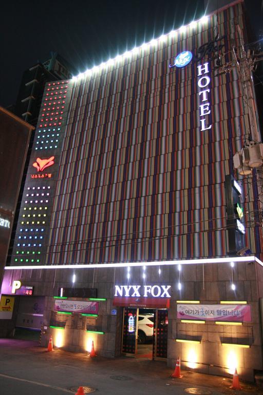 Nyx Fox Hotel Cheonan Bagian luar foto